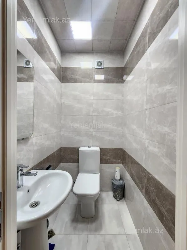 Satılır 3 otaqlı yeni tikili 105 m²