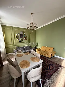 Satılır 2 otaqlı köhnə tikili 80 m²