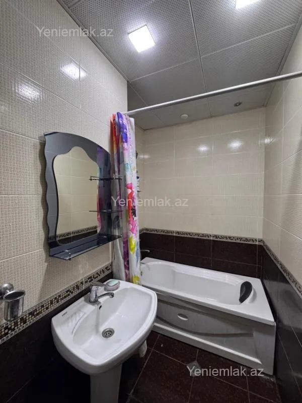 Satılır 2 otaqlı yeni tikili 55 m²