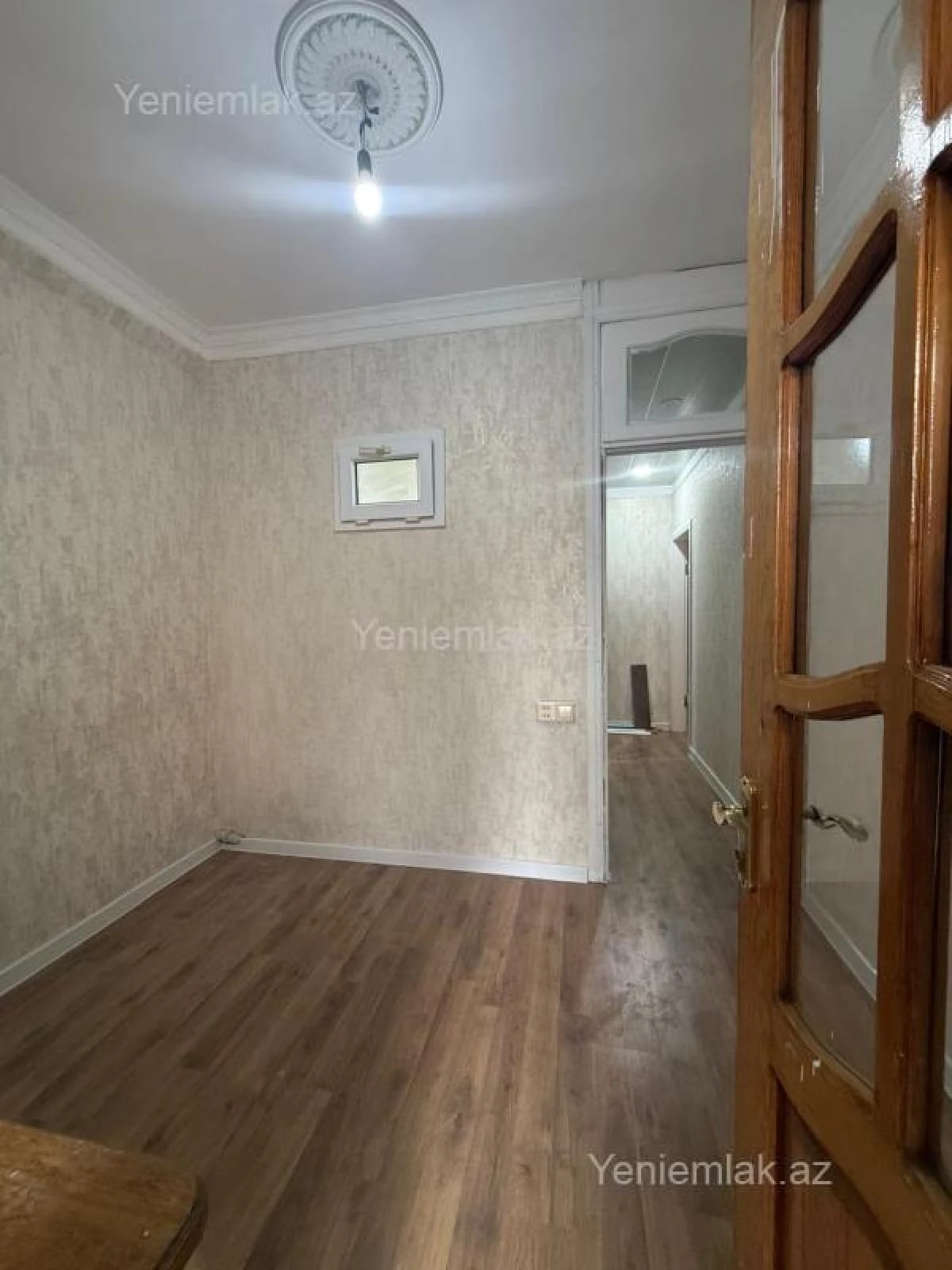 Satılır 2 otaqlı köhnə tikili 45 m²