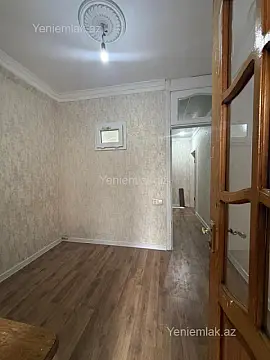 Satılır 2 otaqlı köhnə tikili 45 m²