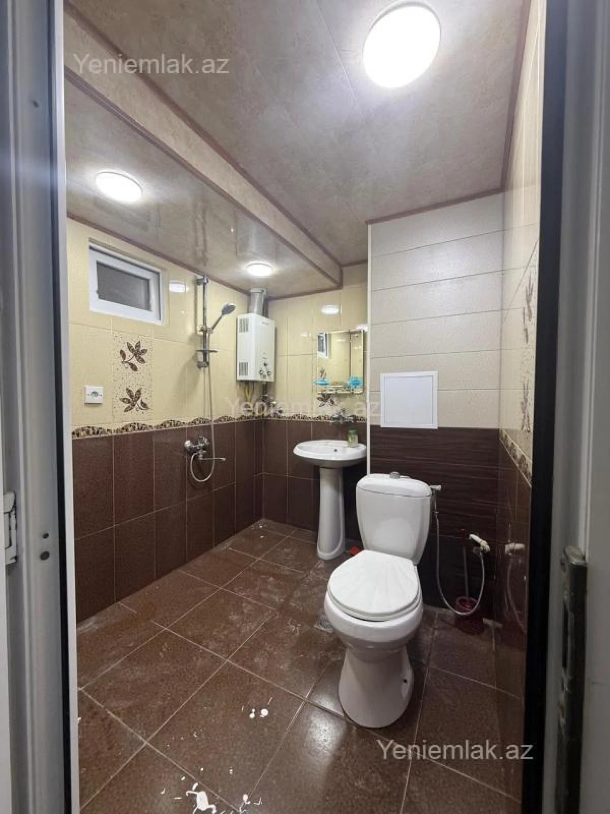 Satılır 2 otaqlı köhnə tikili 45 m²