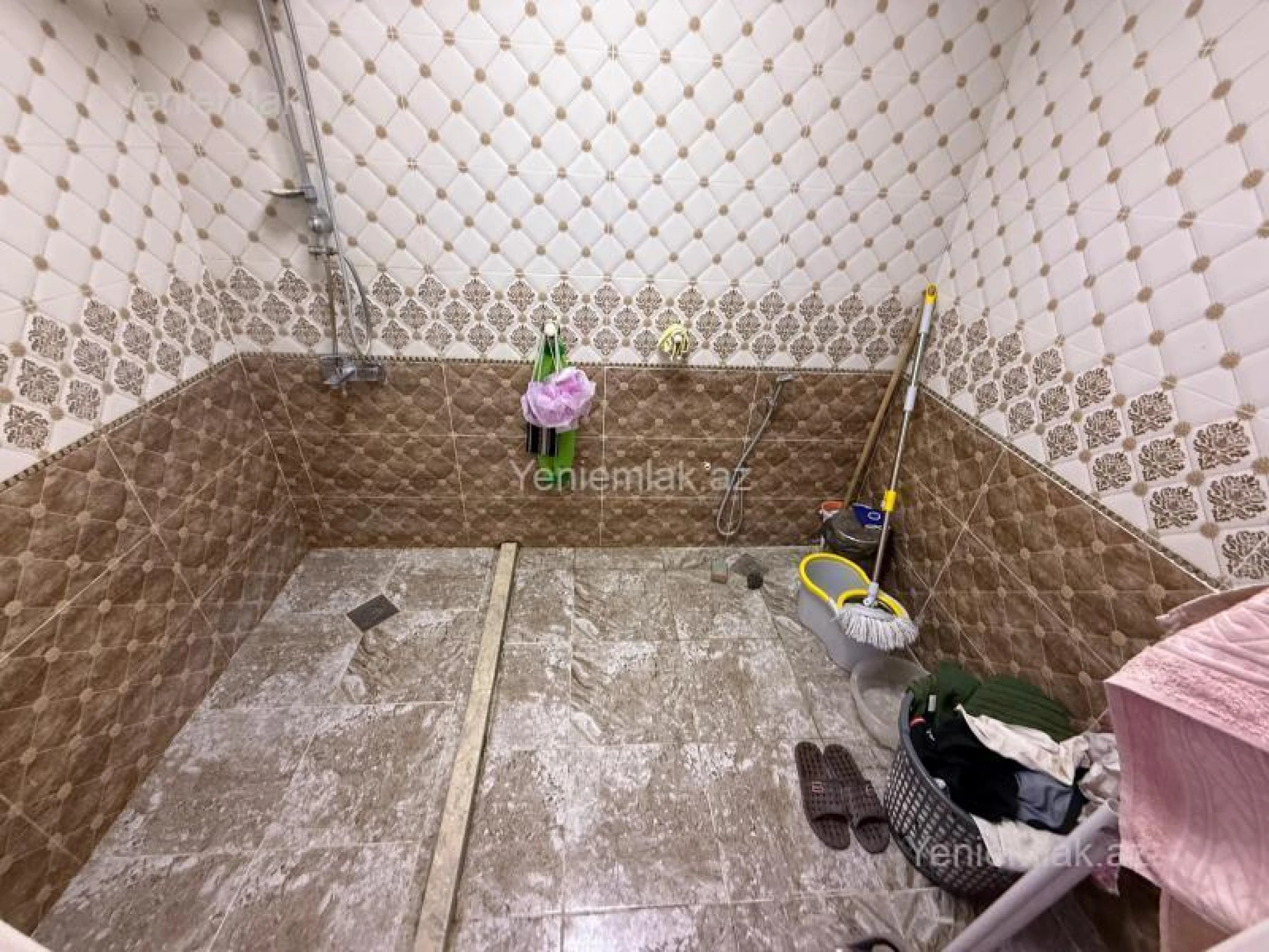 Satılır 3 otaqlı yeni tikili 130 m²