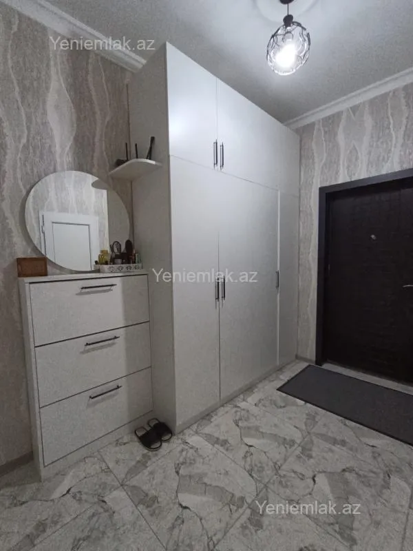 Satılır 3 otaqlı yeni tikili 67 m²