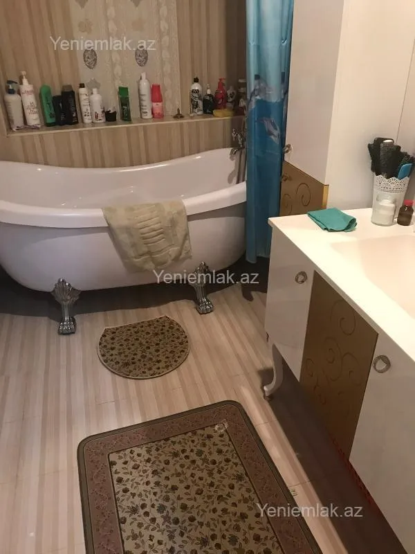 Satılır 4 otaqlı yeni tikili 138 m²