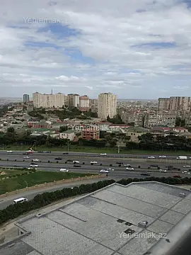 Satılır 3 otaqlı yeni tikili 80 m²