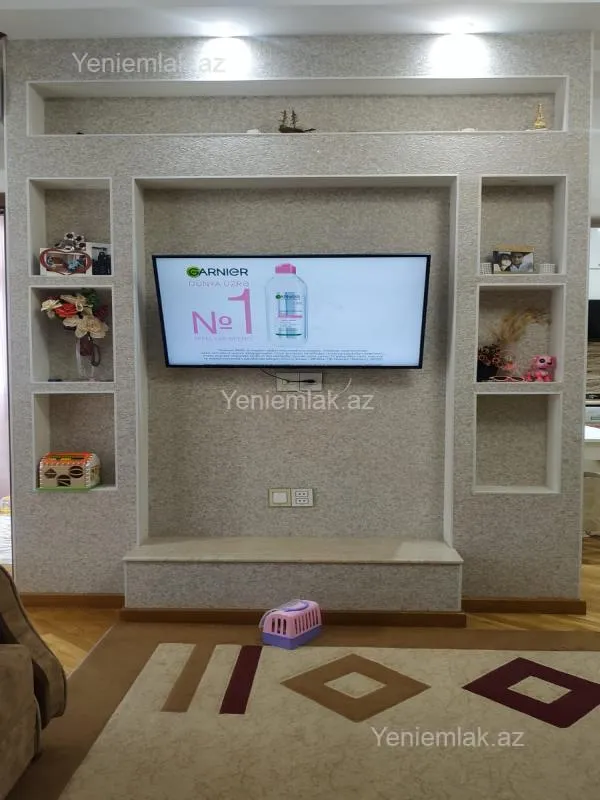 Satılır 3 otaqlı yeni tikili 80 m²