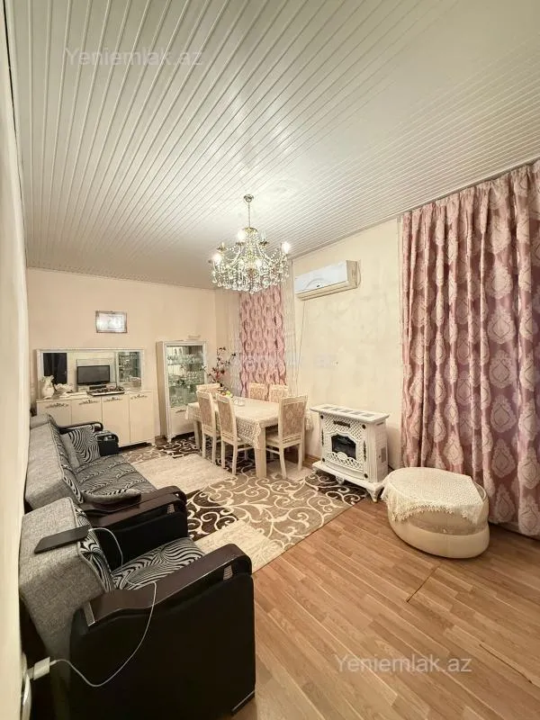 Satılır 2 otaqlı köhnə tikili 70 m²