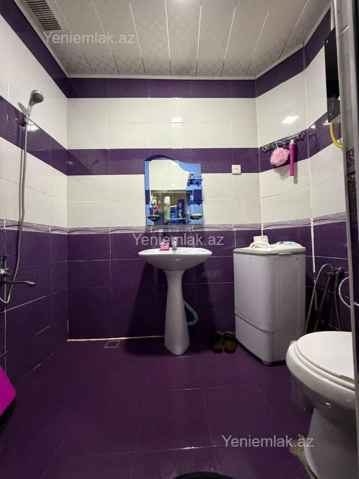 Satılır 2 otaqlı köhnə tikili 70 m²