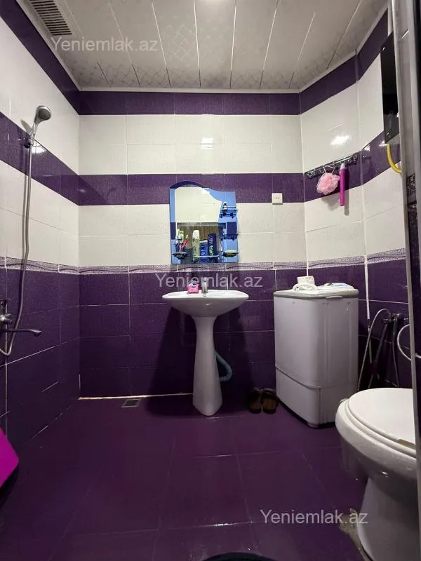 Satılır 2 otaqlı köhnə tikili 70 m²