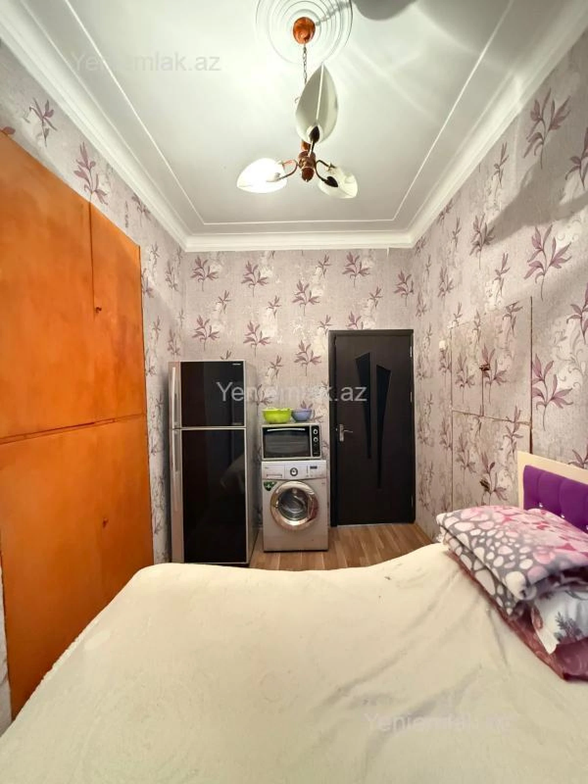 Satılır 2 otaqlı köhnə tikili 70 m²