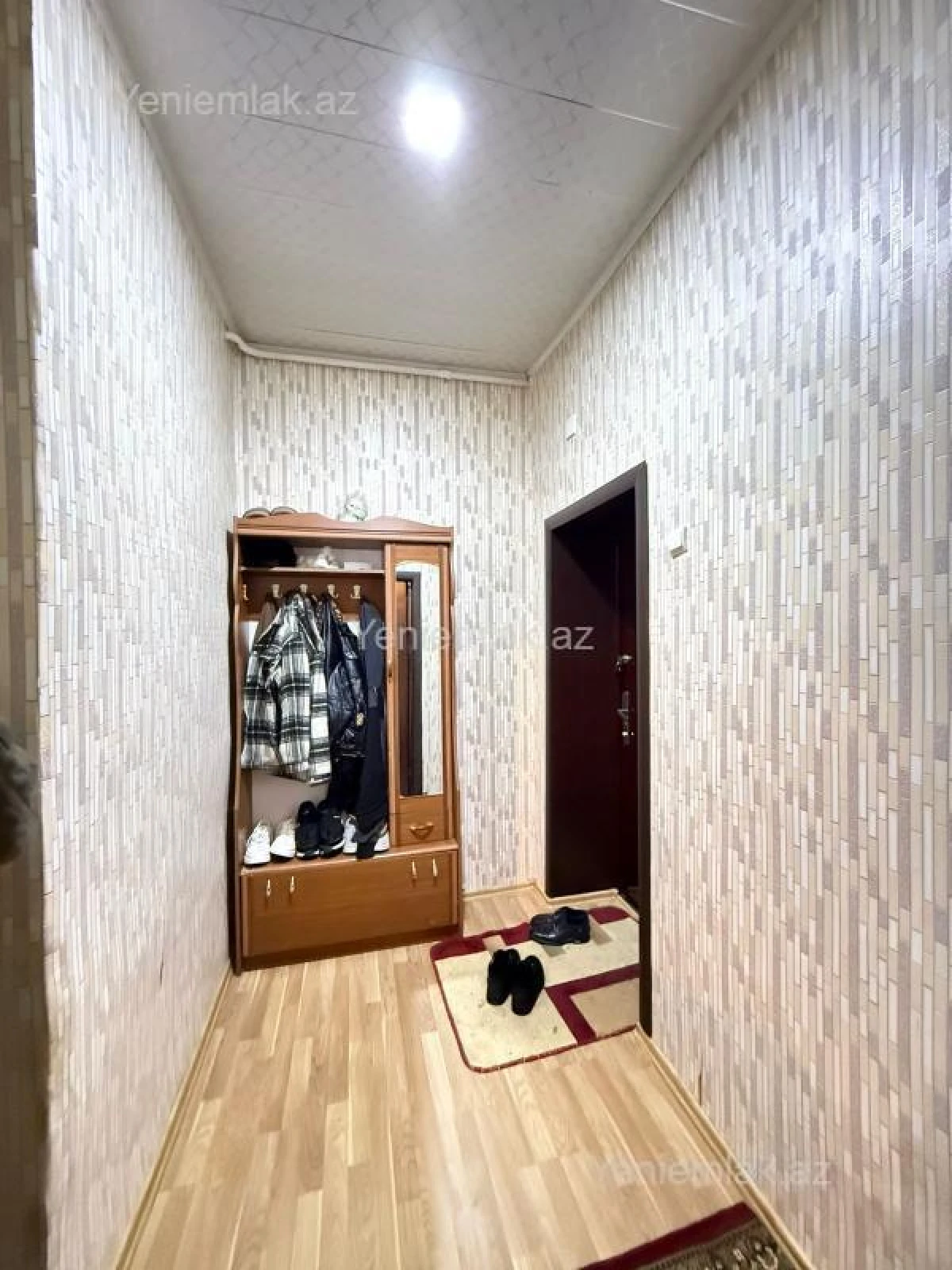 Satılır 2 otaqlı köhnə tikili 70 m²