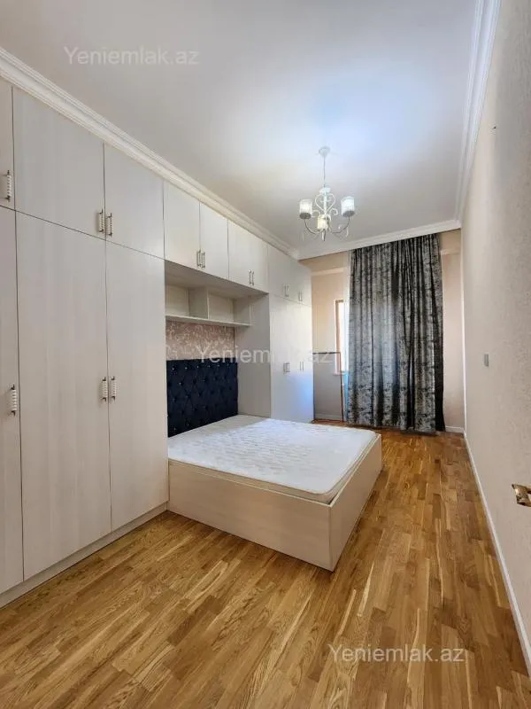 Satılır 3 otaqlı yeni tikili 98 m²
