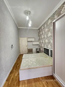 Satılır 3 otaqlı yeni tikili 98 m²