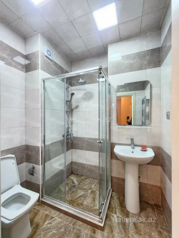 Satılır 3 otaqlı yeni tikili 98 m²