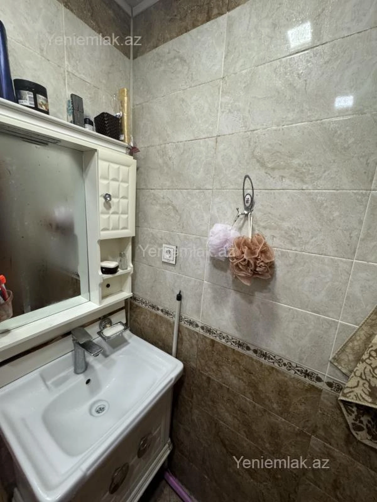 Satılır 3 otaqlı köhnə tikili 65 m²