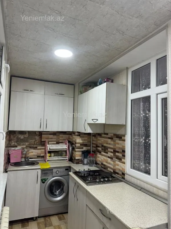 Satılır 3 otaqlı köhnə tikili 65 m²