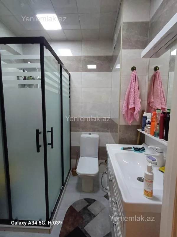 Satılır 3 otaqlı yeni tikili 105 m²