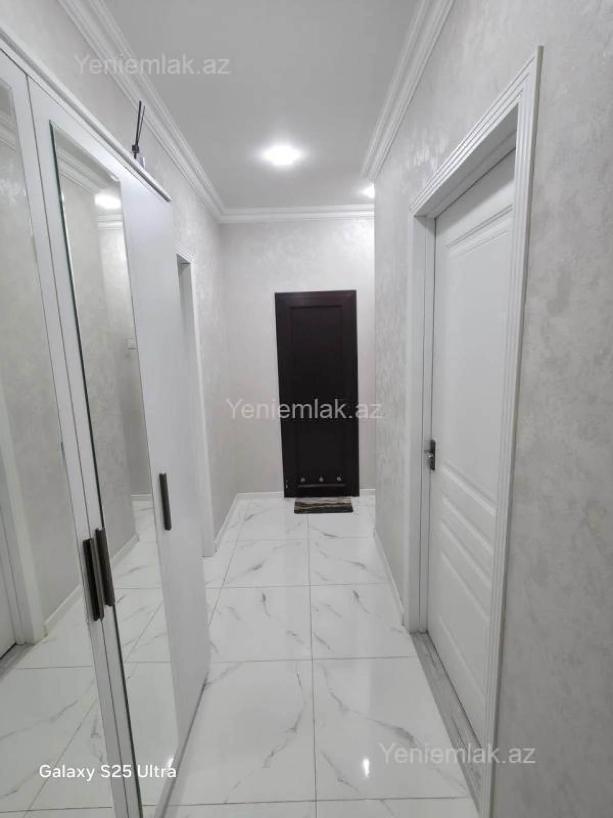 Satılır 2 otaqlı köhnə tikili 55 m²
