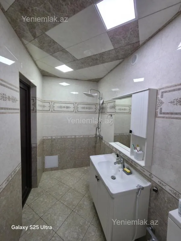 Satılır 2 otaqlı köhnə tikili 55 m²