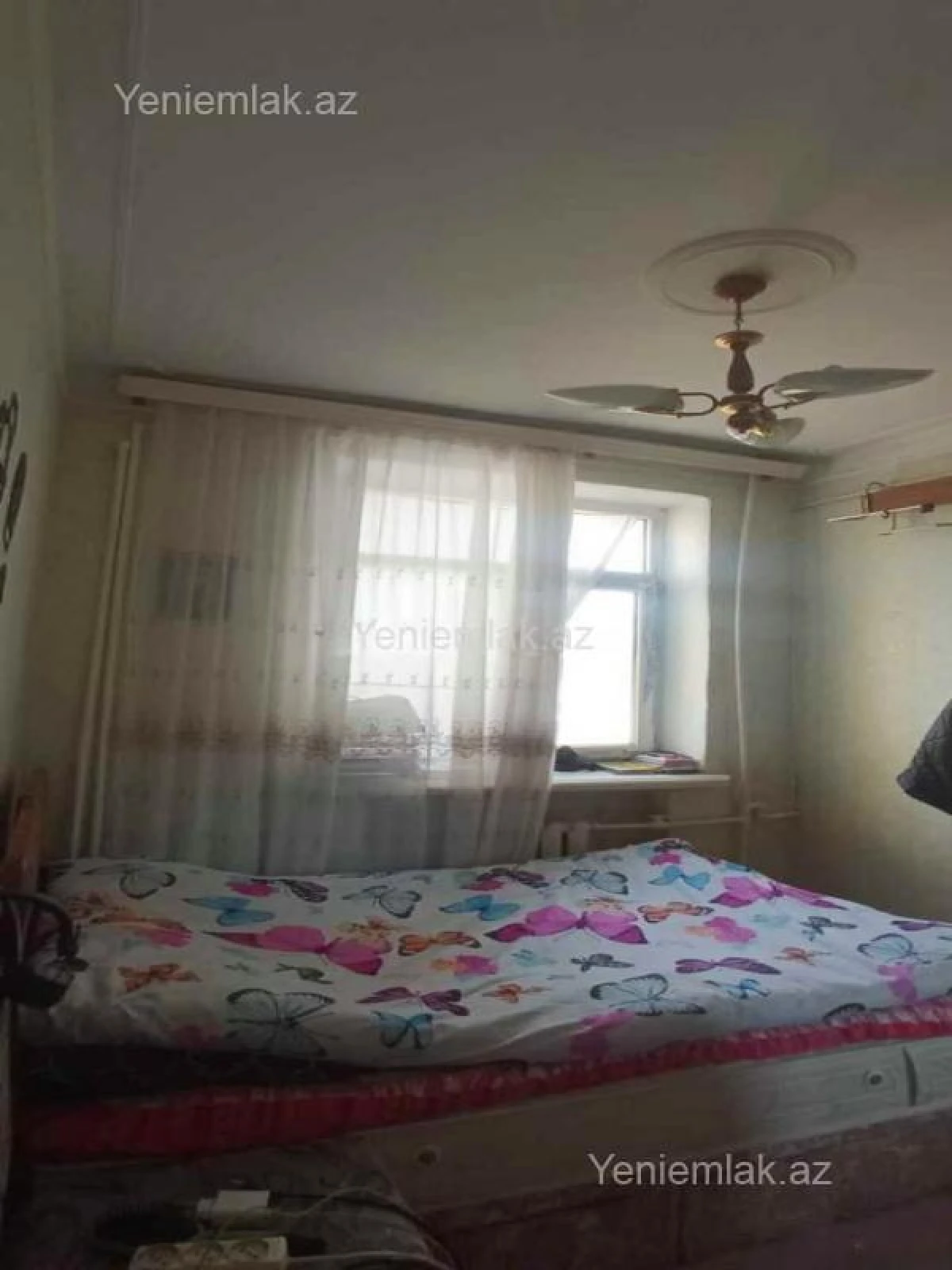 Satılır 2 otaqlı köhnə tikili 40 m²