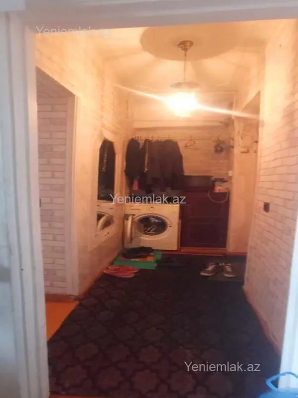 Satılır 2 otaqlı köhnə tikili 40 m²