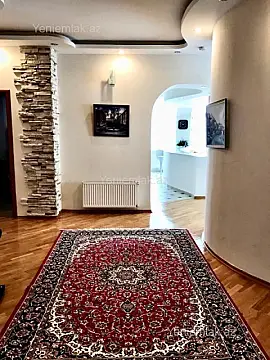 Satılır 3 otaqlı yeni tikili 170 m²