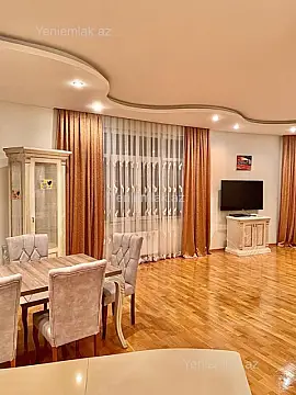 Satılır 3 otaqlı yeni tikili 170 m²
