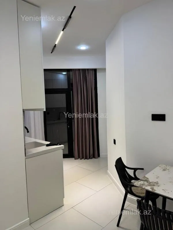 Satılır 3 otaqlı yeni tikili 120 m²