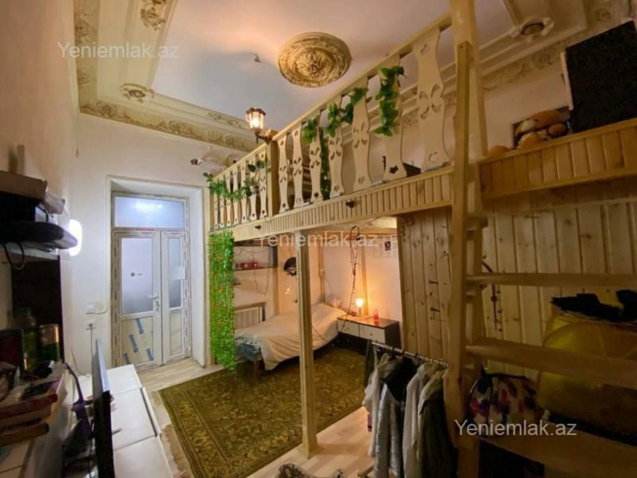 Satılır 3 otaqlı köhnə tikili 90 m²