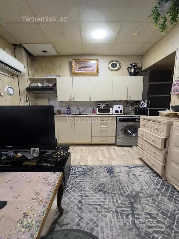 Satılır 3 otaqlı köhnə tikili 90 m²