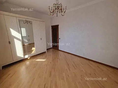 Satılır 3 otaqlı yeni tikili 135 m²