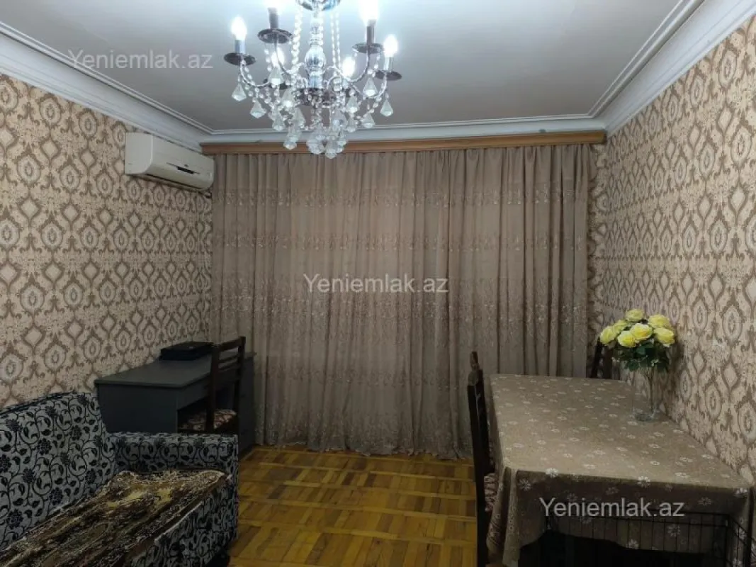 Satılır 1 otaqlı köhnə tikili 55 m²