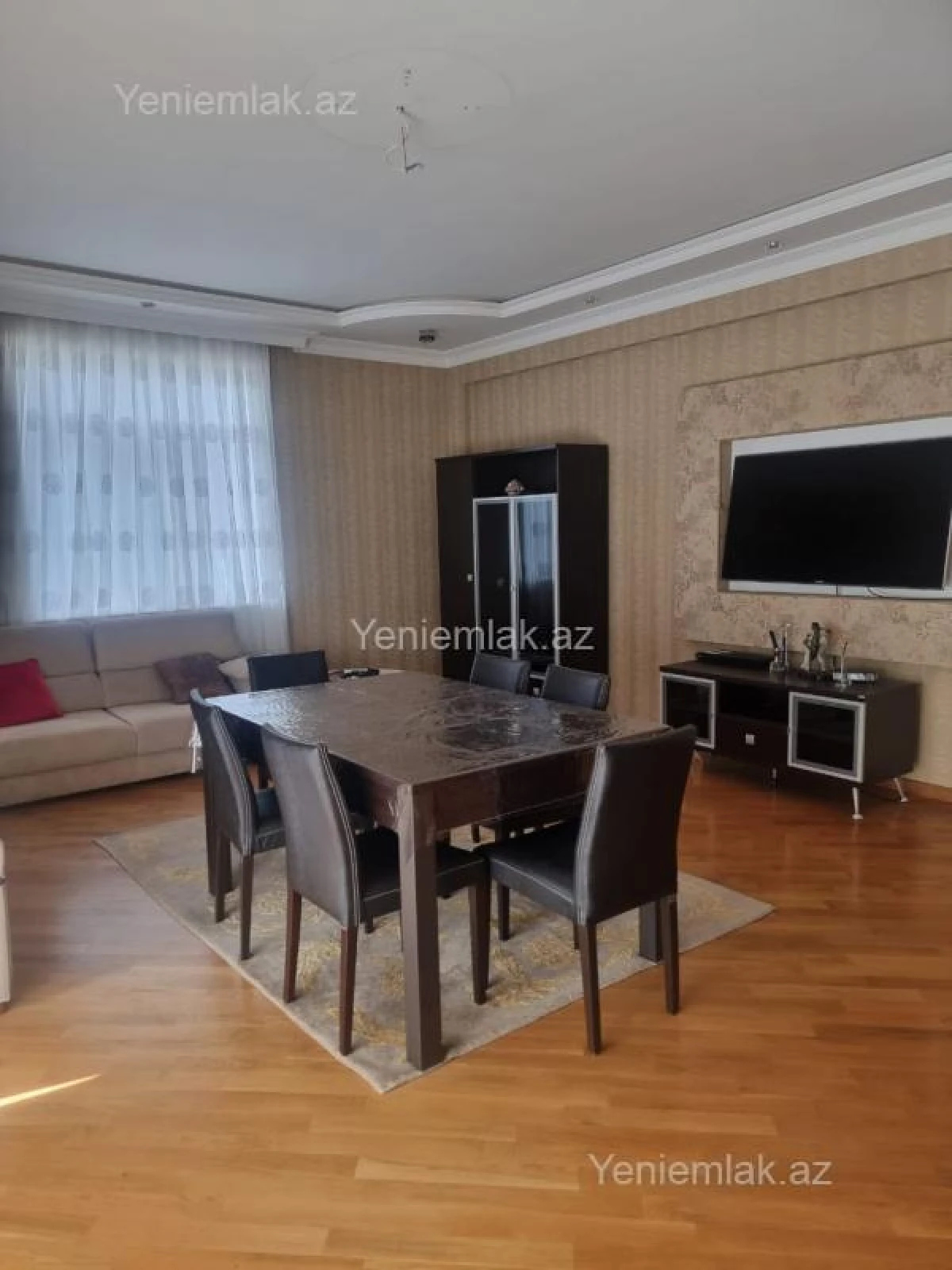 Satılır 4 otaqlı yeni tikili 180 m²