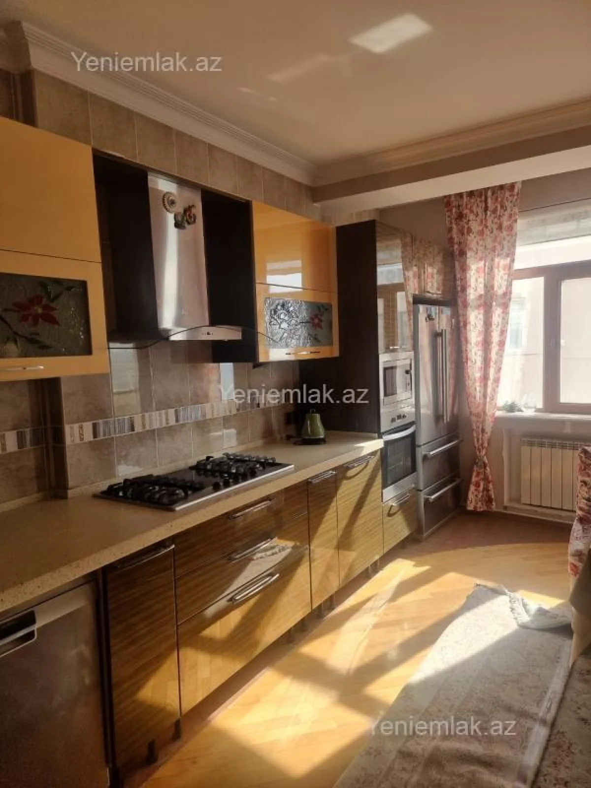 Satılır 4 otaqlı yeni tikili 180 m²