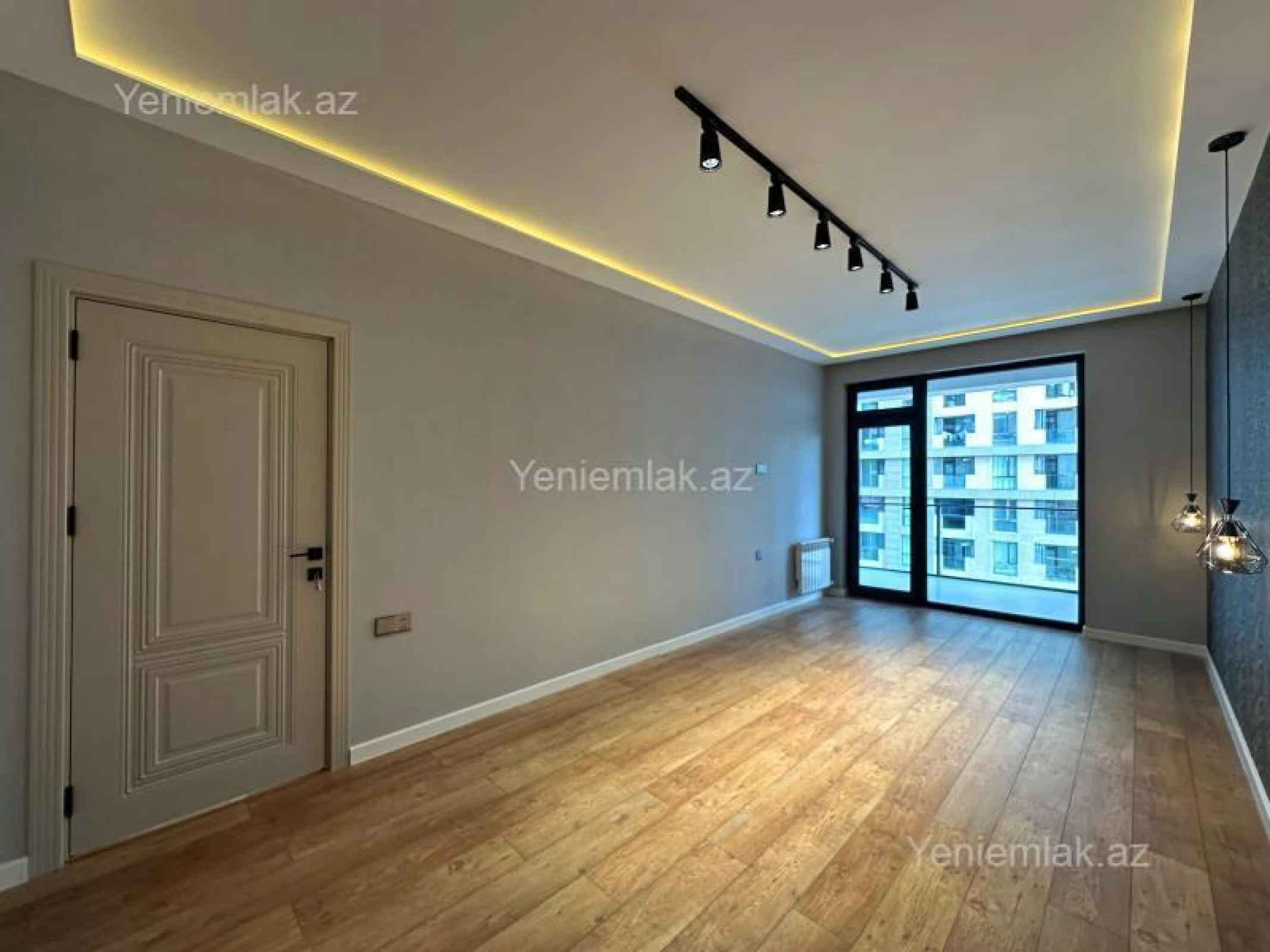 Satılır 3 otaqlı yeni tikili 100 m²