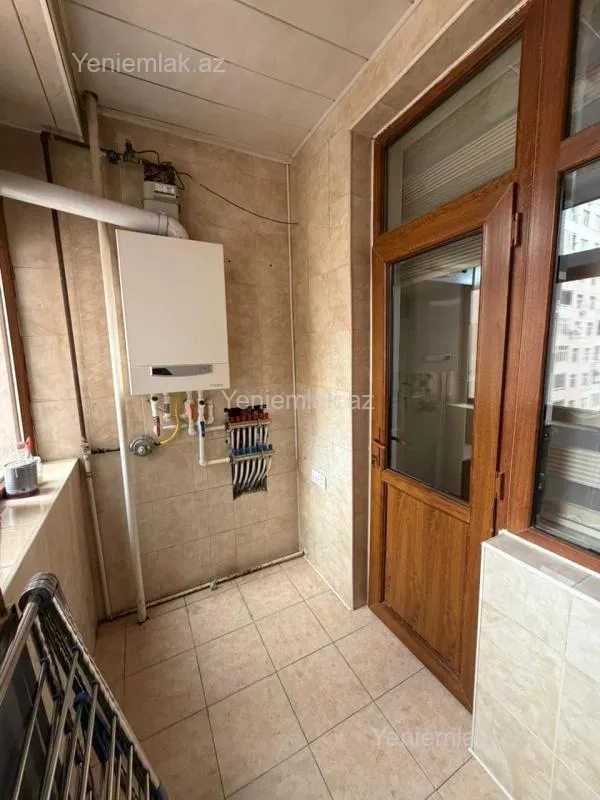 Satılır 3 otaqlı yeni tikili 140 m²