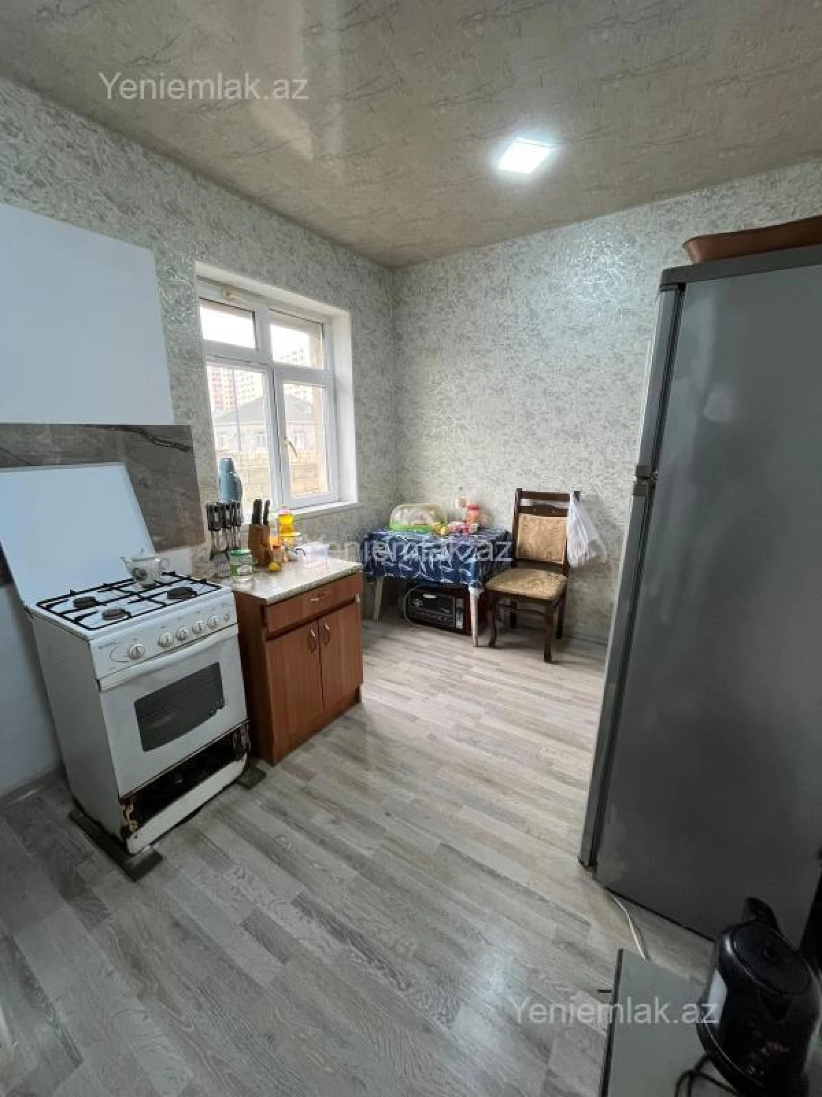 Satılır 3 otaqlı həyət evi 100 m²