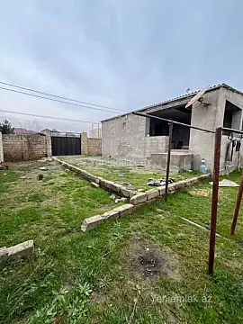 Satılır 3 otaqlı həyət evi 100 m²