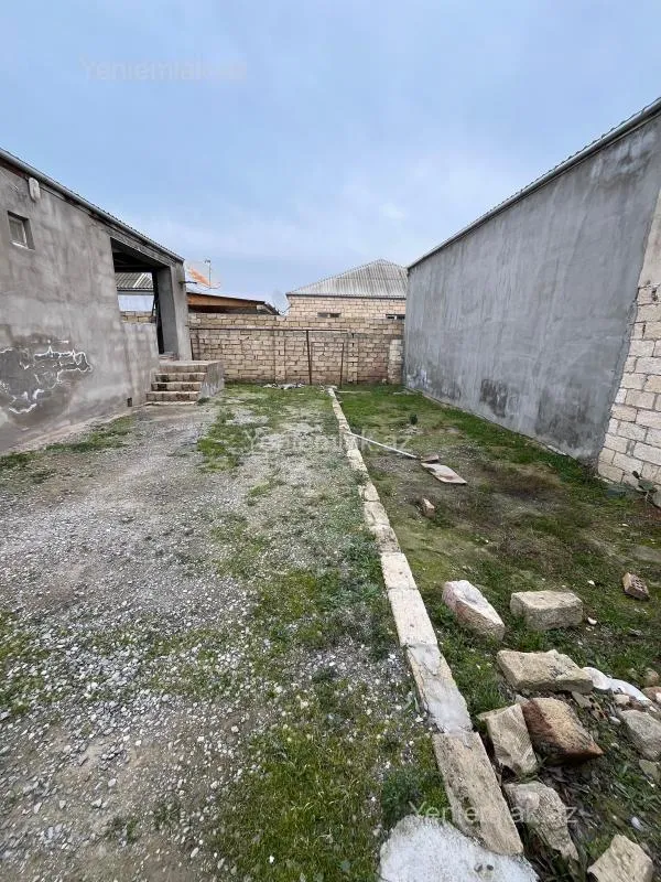 Satılır 3 otaqlı həyət evi 100 m²