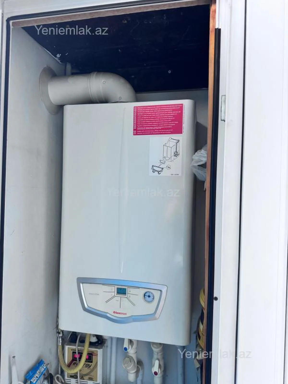 Satılır 3 otaqlı köhnə tikili 73 m²