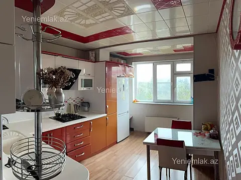 Satılır 3 otaqlı köhnə tikili 73 m²