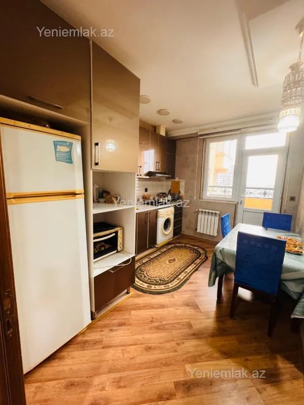 Satılır 4 otaqlı yeni tikili 136 m²