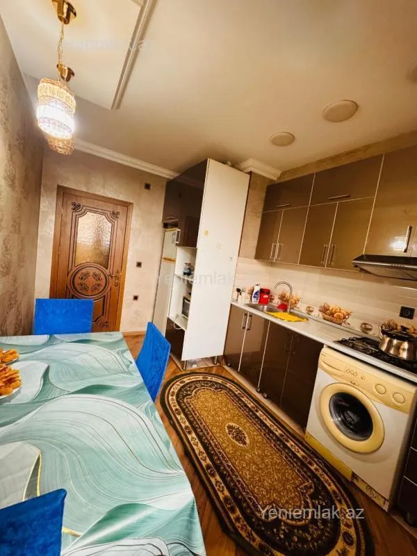 Satılır 4 otaqlı yeni tikili 136 m²