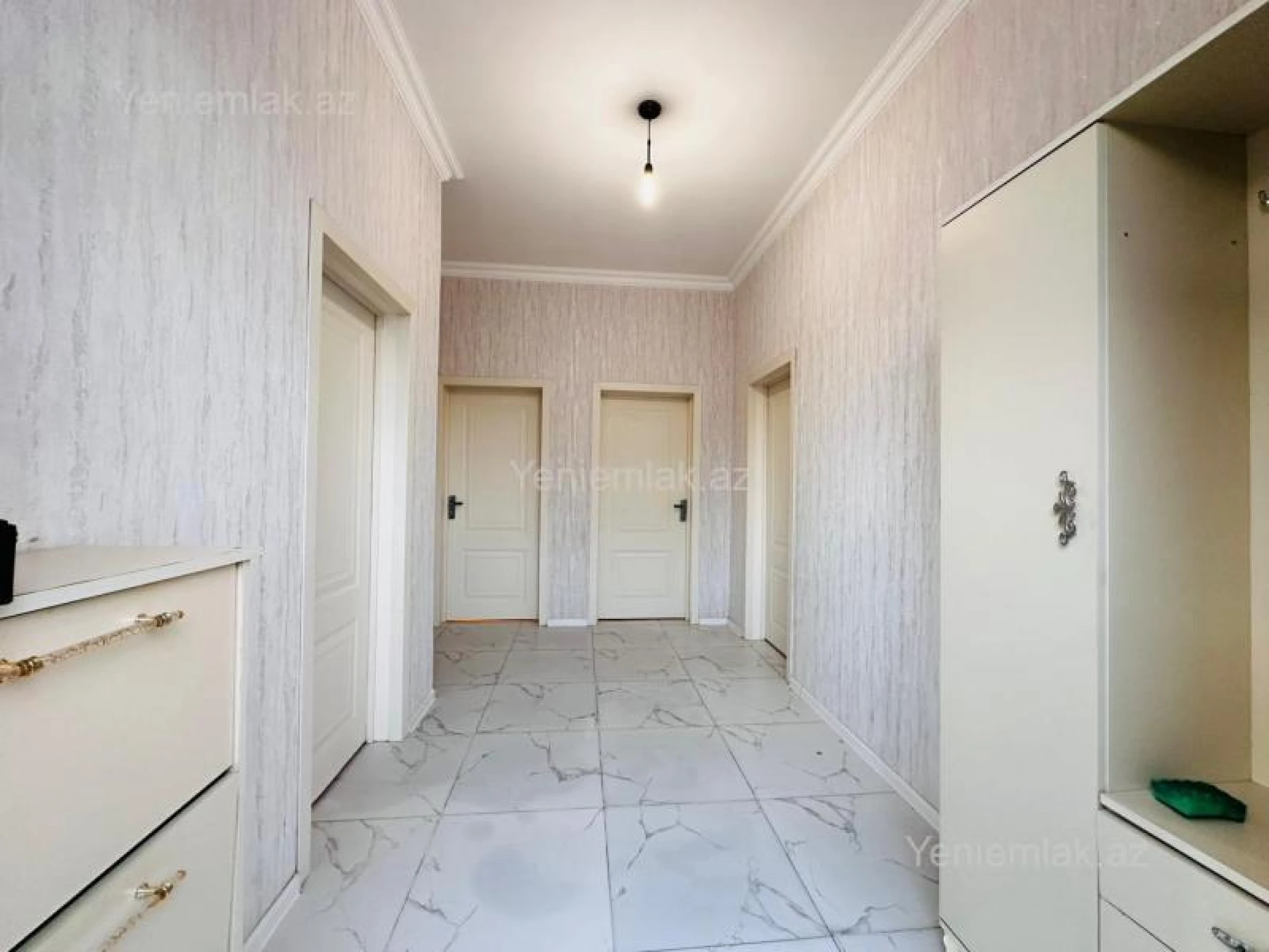 Satılır 3 otaqlı həyət evi 80 m²