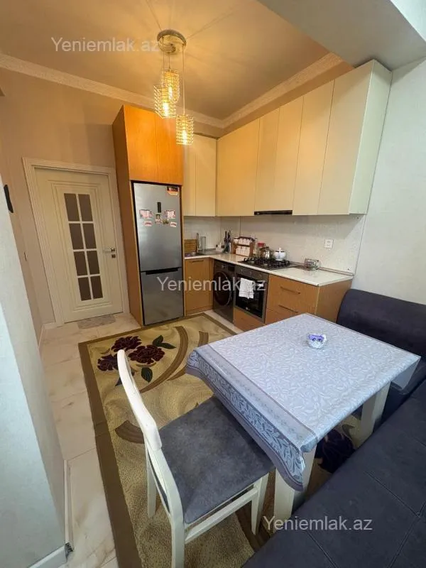 Satılır 3 otaqlı yeni tikili 78 m²