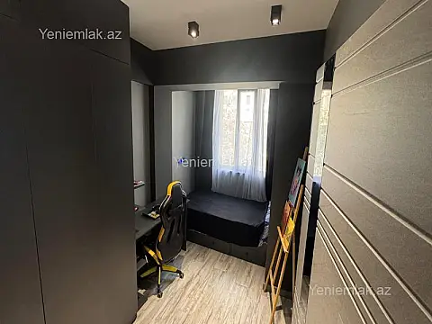 Satılır 3 otaqlı köhnə tikili 60 m²