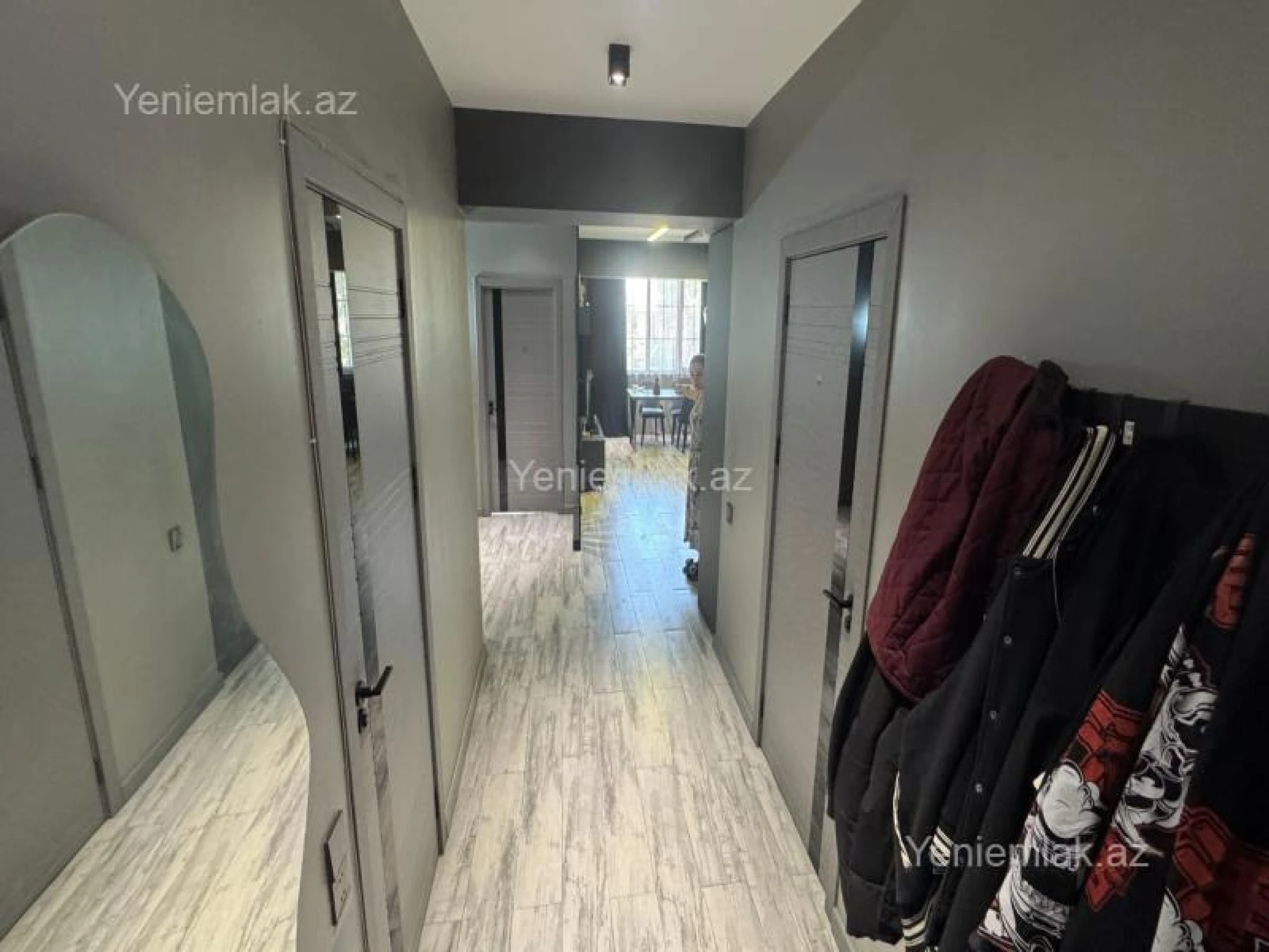 Satılır 3 otaqlı köhnə tikili 60 m²