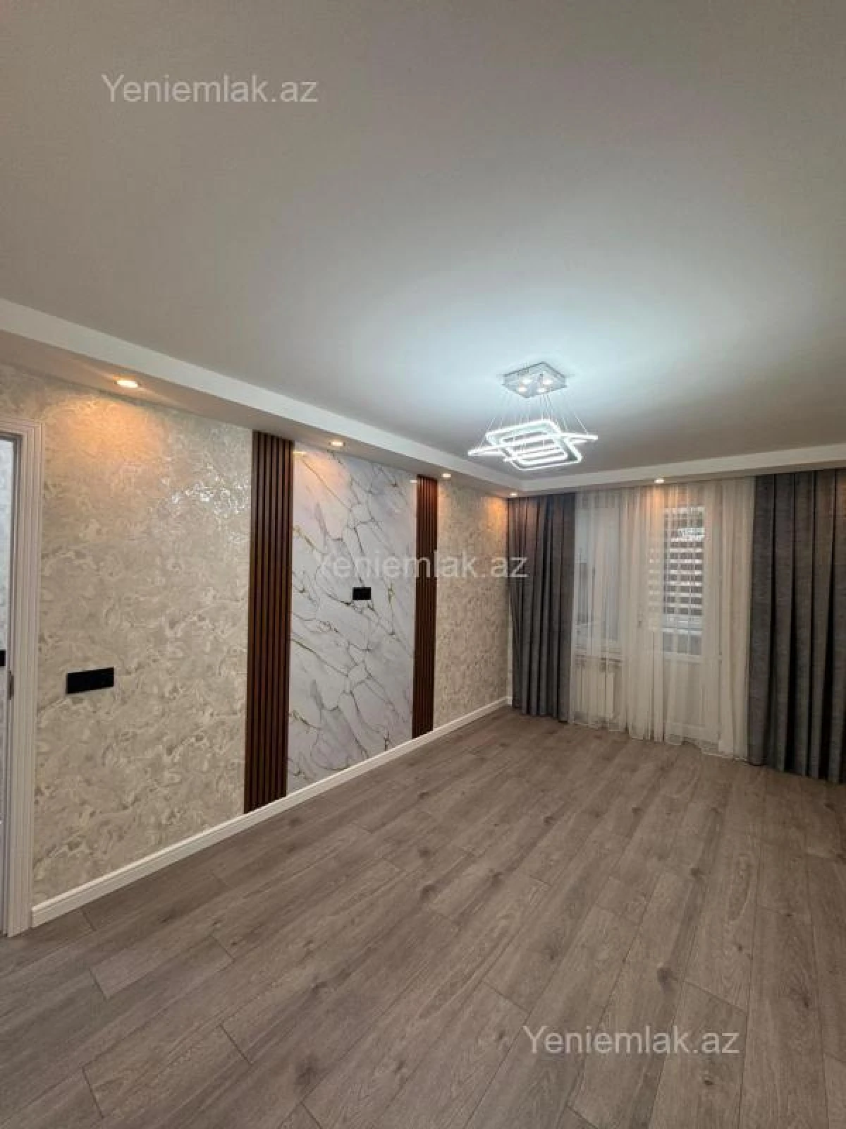 Satılır 2 otaqlı köhnə tikili 45 m²