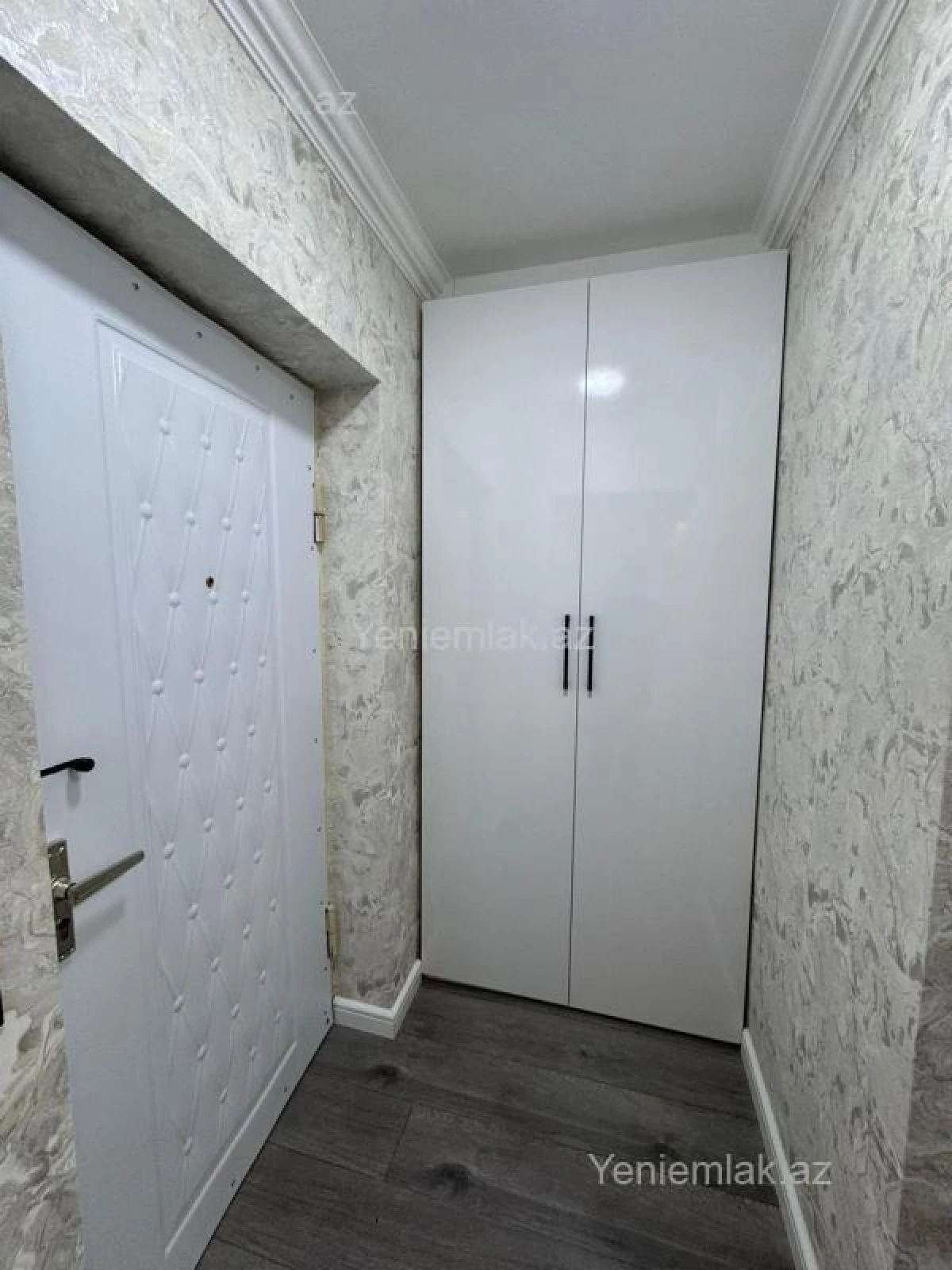 Satılır 2 otaqlı köhnə tikili 45 m²
